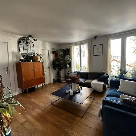 Charmant Appartement Parisien Exterior photo